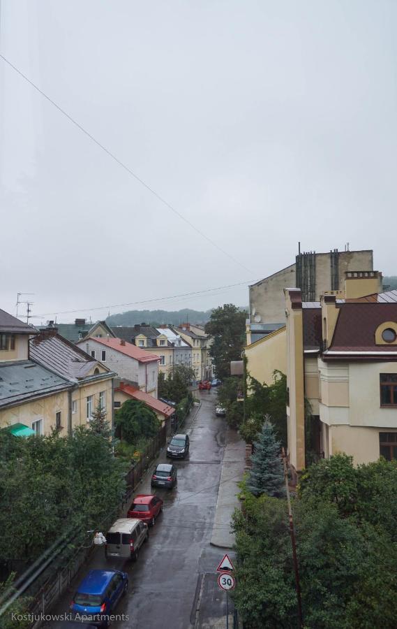 Apart-Hotel Kostjukowski Apartments Nizhynska 17 Lviv Exterior foto