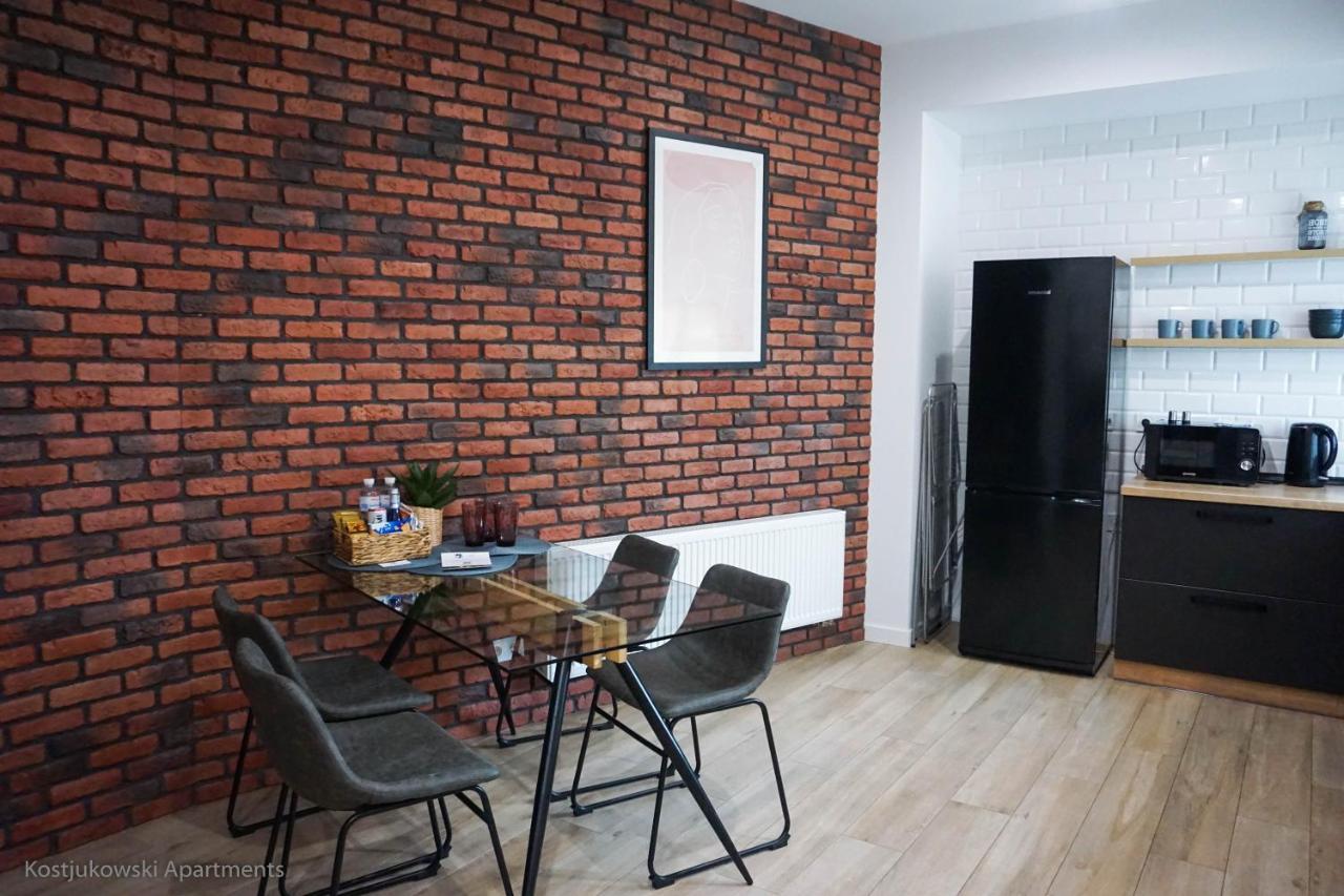Apart-Hotel Kostjukowski Apartments Nizhynska 17 Lviv Exterior foto