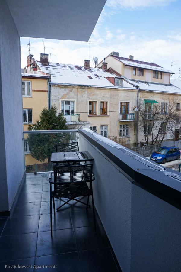 Apart-Hotel Kostjukowski Apartments Nizhynska 17 Lviv Exterior foto